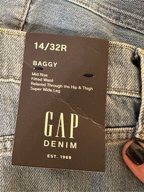 GAP Light Blue Relaxed Baggy Jeans